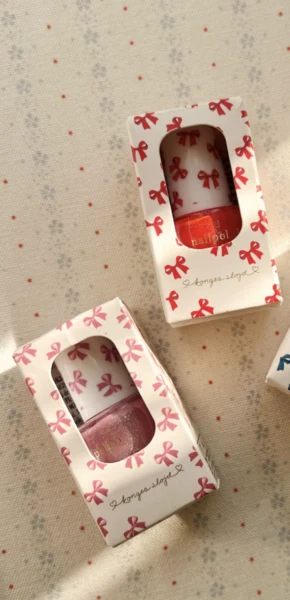 TWINKLE PIL AF NEGLE LAK