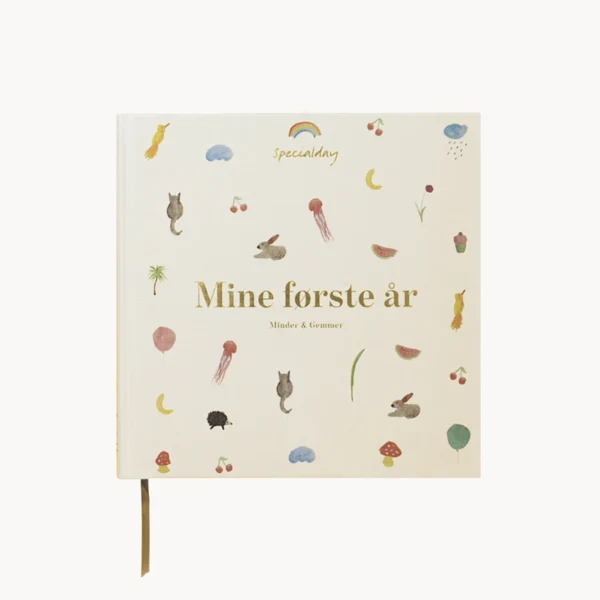 Barnets bog - mine første år - creme