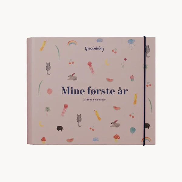 Barnets bog - mine første år - rosa album