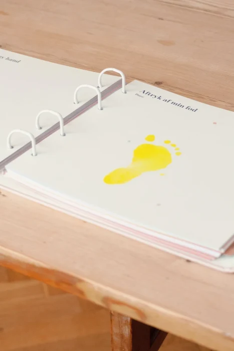 Hånd- og fodaftryk - cleantouch - gul